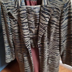 Suede long jacket and skirt. S M